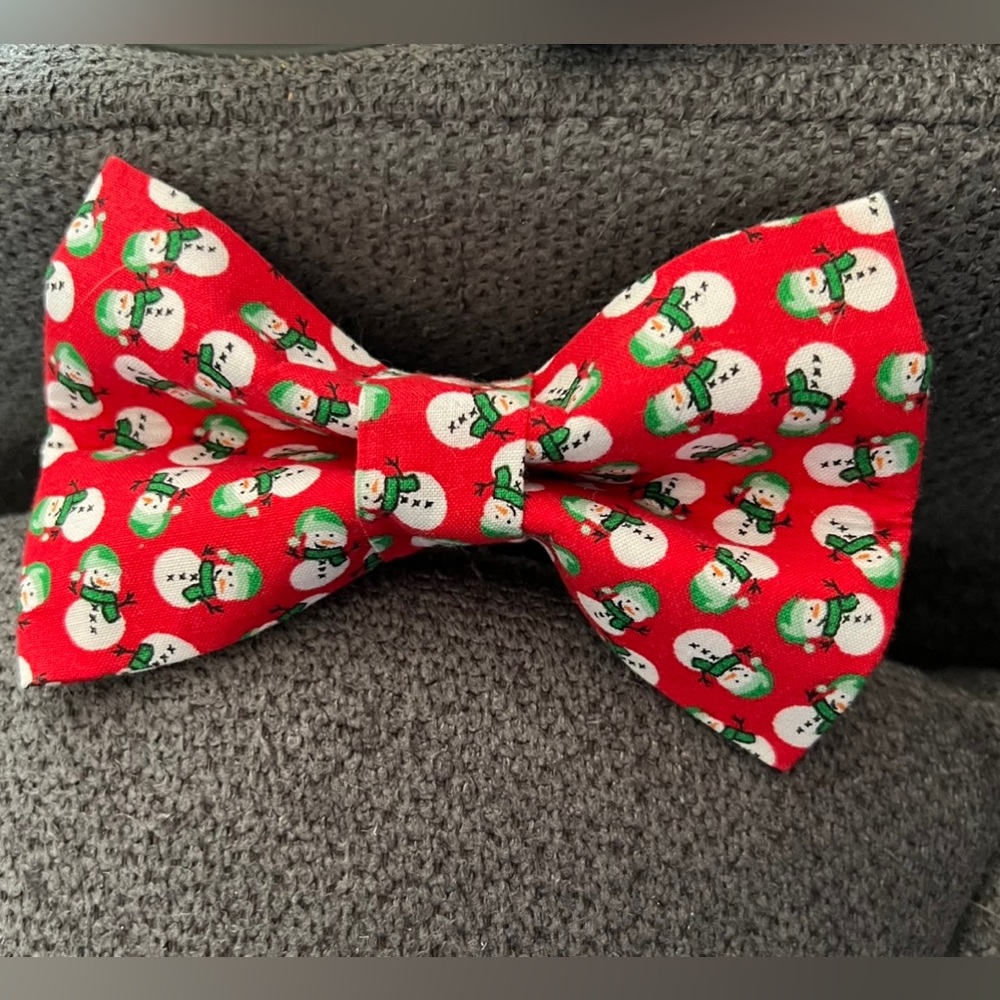 Dog Holiday Bow